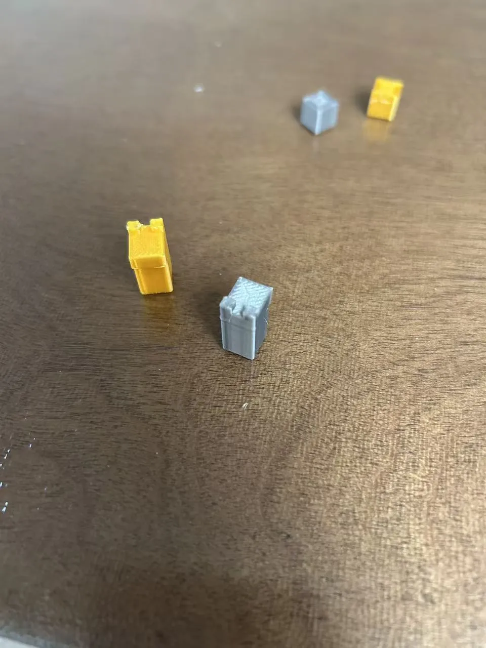 Minimalist chess set - Free 3D Print Model - MakerWorld