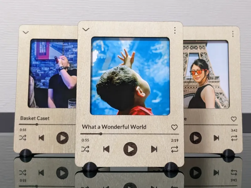 Spotifyish Photo Frame