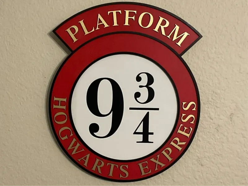 Platform 9 3/4 Sign