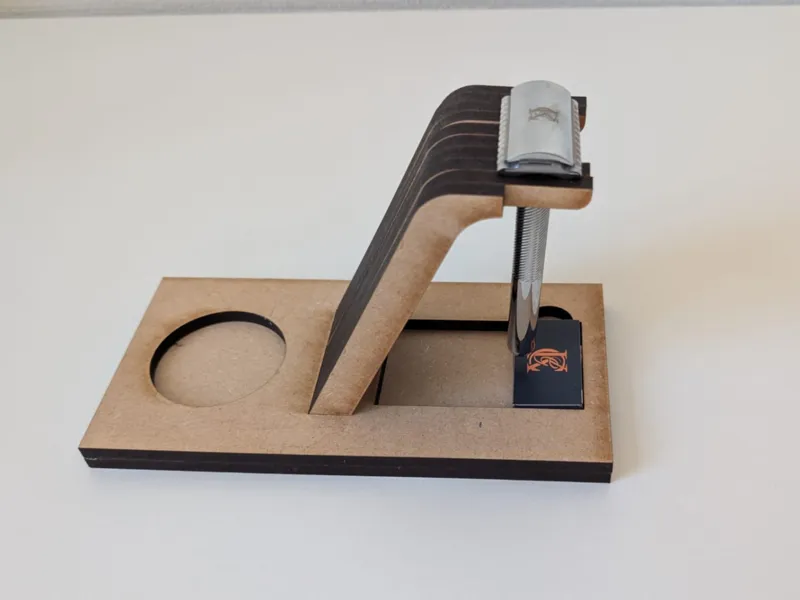 Razor holder