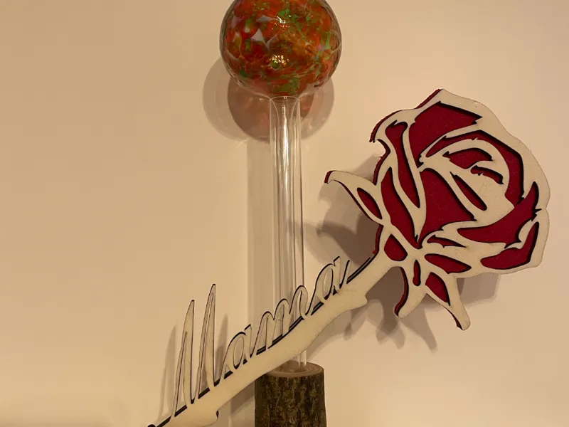 Holzrose Mama