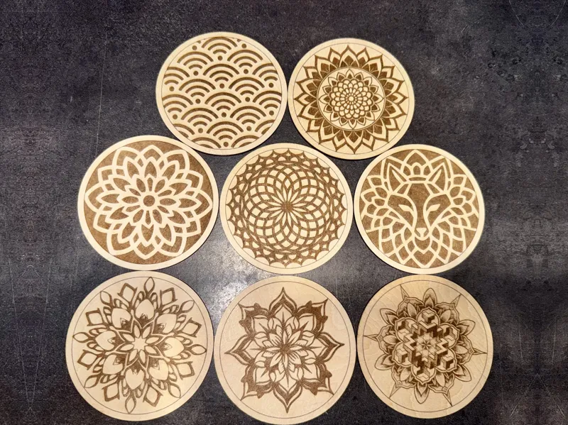 Découpes de dessous de verre