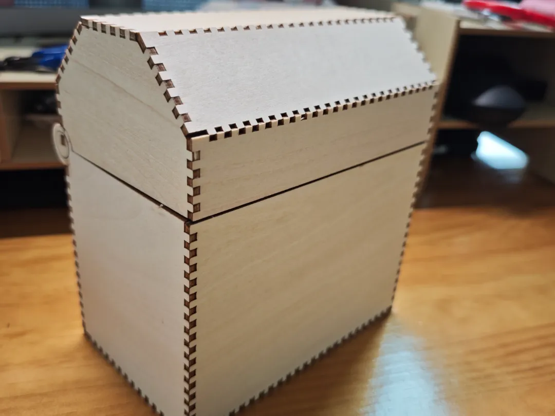 Laser Cut Treasure Chest by 阿杯 MakerWorld: Download Free 3D Models - 3D model önizlemesi