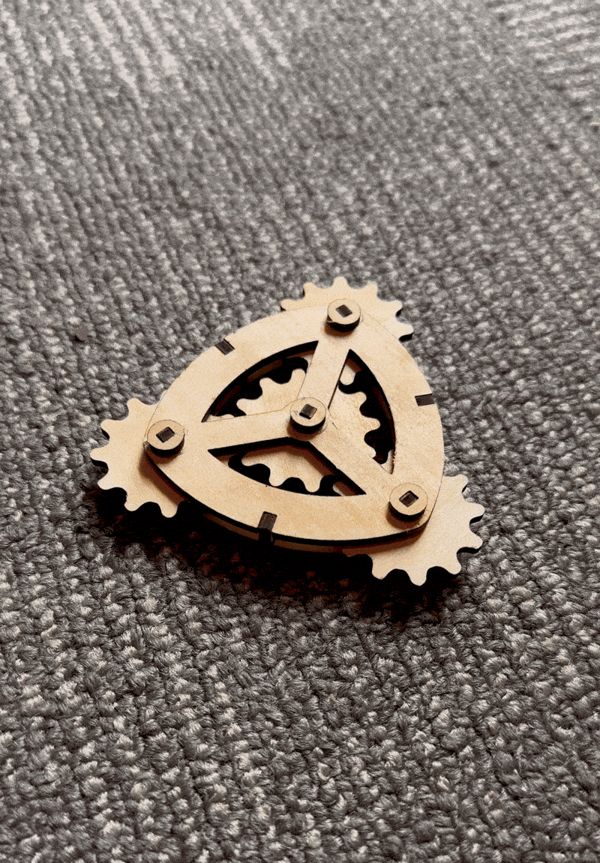https://makerworld.bblmw.com/makerworld/model/DSUS0000001516122/design/2025-06-12_0fce793908dca.gif