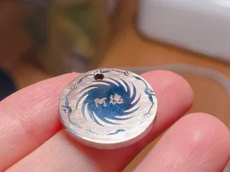宠物吊牌 太阳神鸟纹样