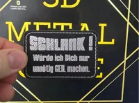 Schlank ! Würde ich Dich nur unnötig GEIL machen