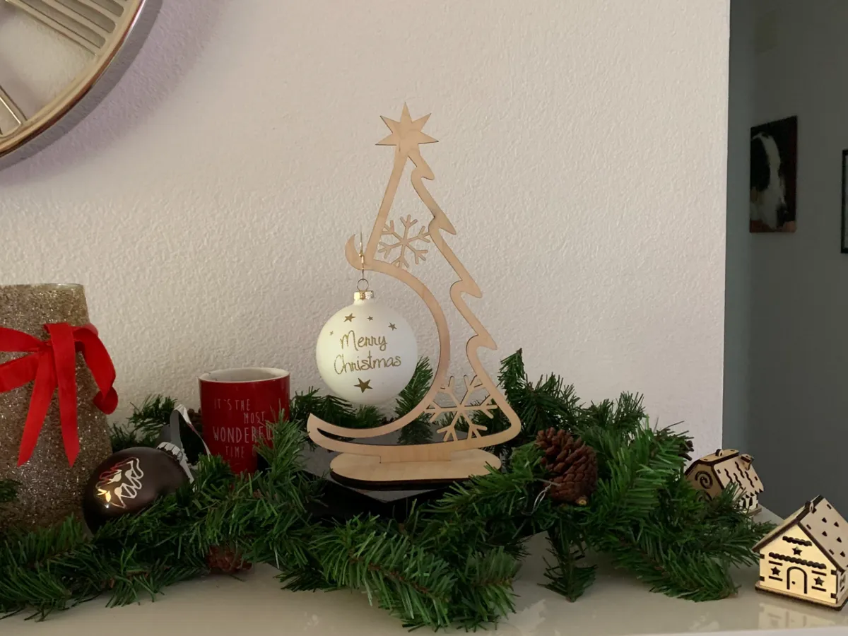 Laser Cut Christmas Tree Ornament Holder by Abbey MakerWorld: Download Free 3D Models - 3D model önizlemesi