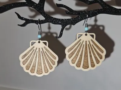 Seashell earring