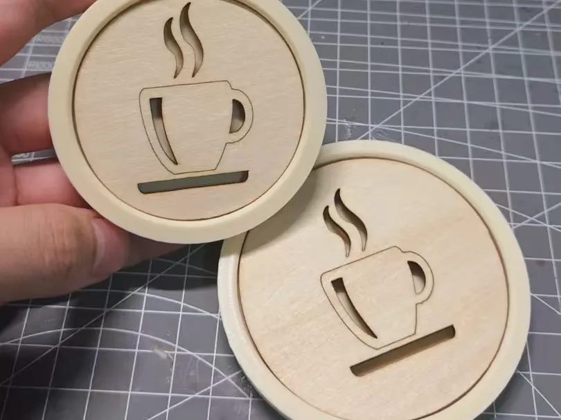 Coffee Cup Coaster (3D Printed + Laser Engraved) by Lkwww12 MakerWorld: Download Free 3D Models - 3D model önizlemesi