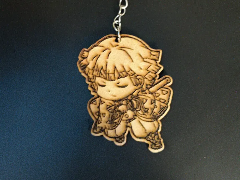 Llavero de zenitsu en madera demon slayer