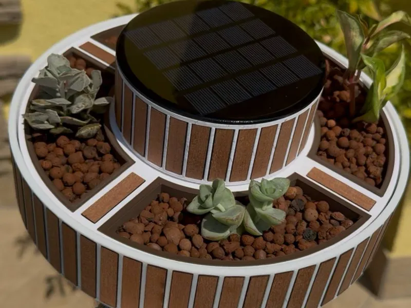 Rotating Vase [SOLAR POWERED]