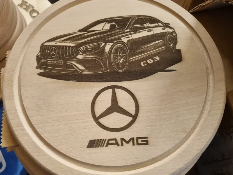 Mercedes C63 AMG 