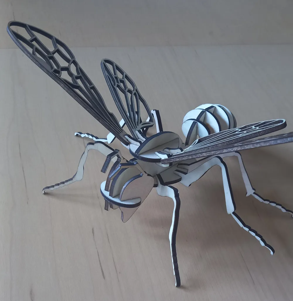 Wooden Bee – Assembly Model by Walter 3D MakerWorld: Download Free 3D ...