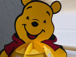 Winnie The Pooh aus Pappe Gelasert