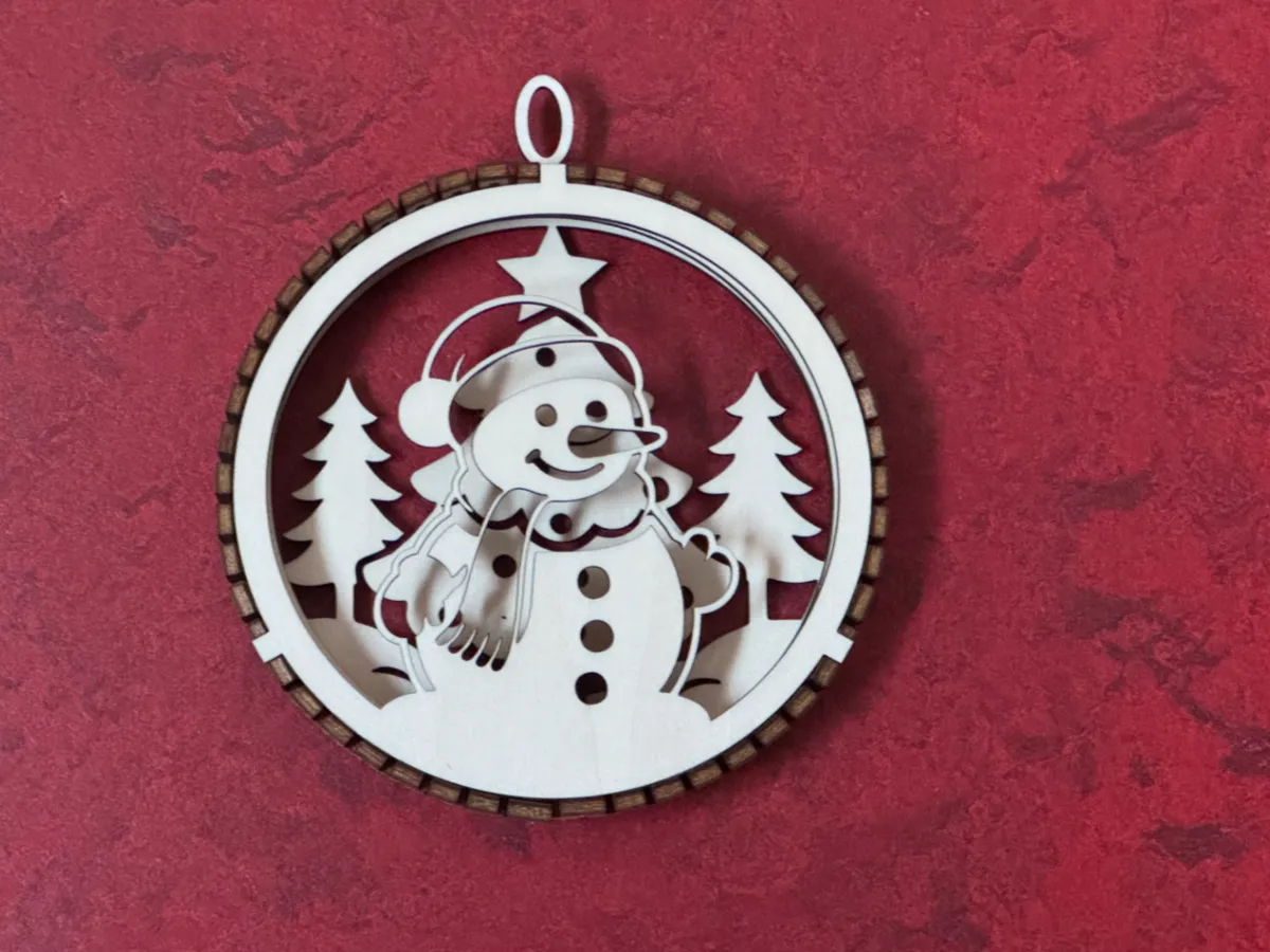 Layered Christmas Tree decoration Ornament Snowman by machmallauter MakerWorld: Download Free 3D Models - 3D model önizlemesi