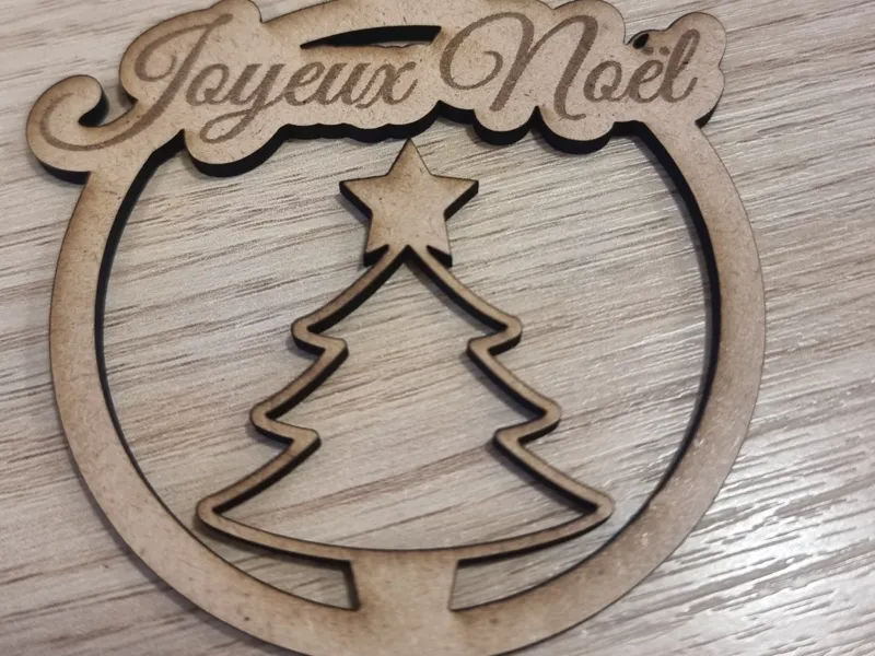 Ornement Joyeux Noël sapin
