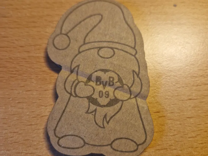 Wichtel / Gnome / Zwerg mit BVB Ball