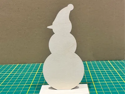 Snowman to decorate