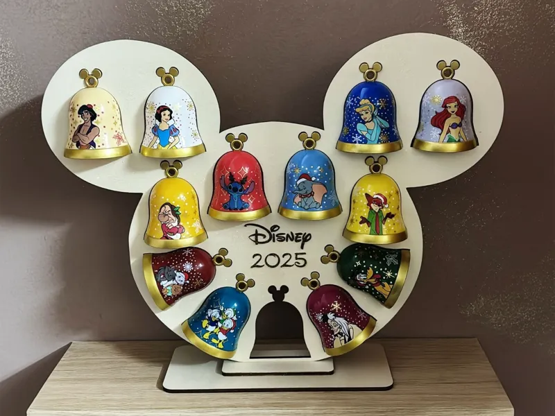espositore campane disney 2025