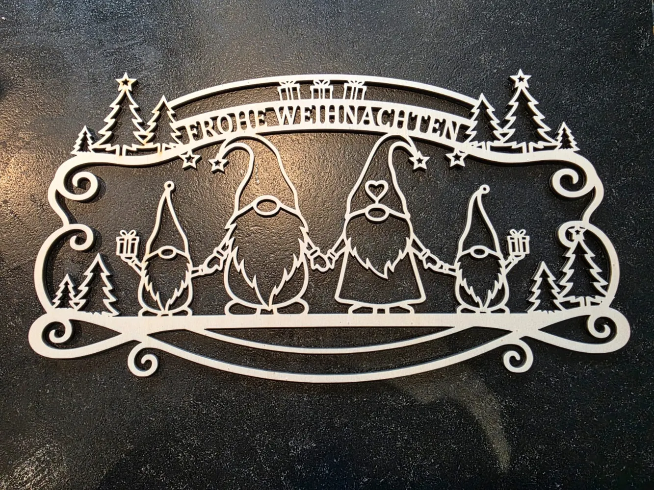Customizable Christmas Gnome Family Sign by Azrael MakerWorld: Download ...