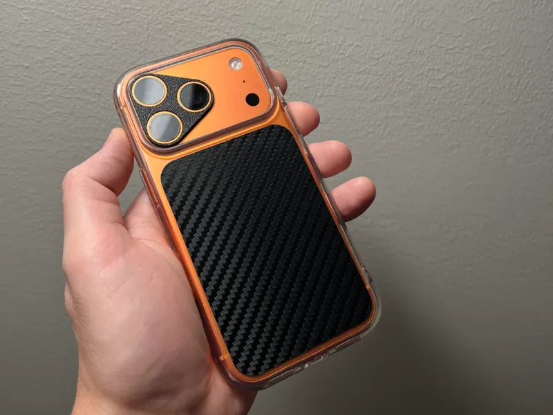 iPhone 17 Pro - cover for MagSafe area