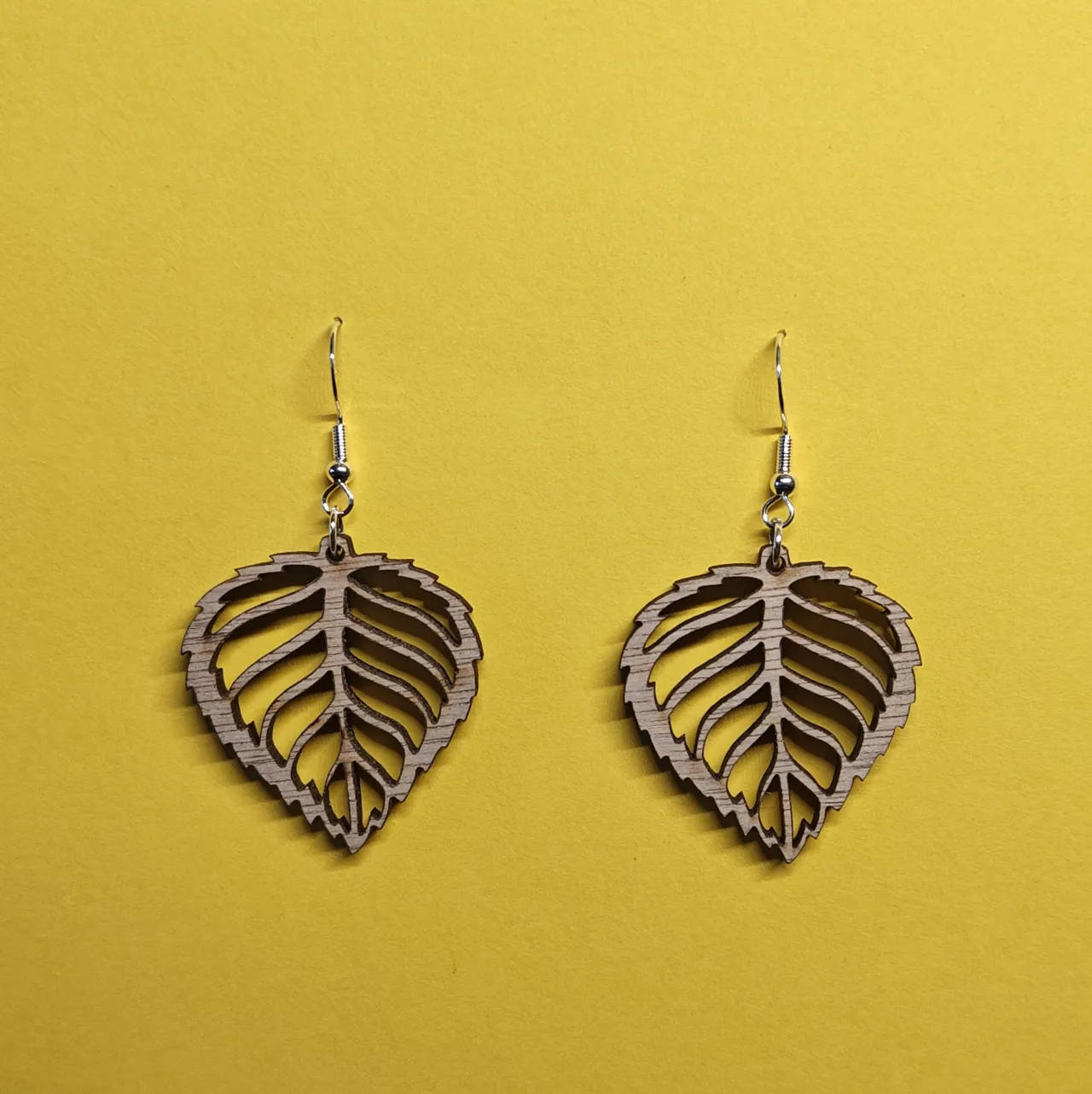 Wooden leaf earrings set 2 view 4