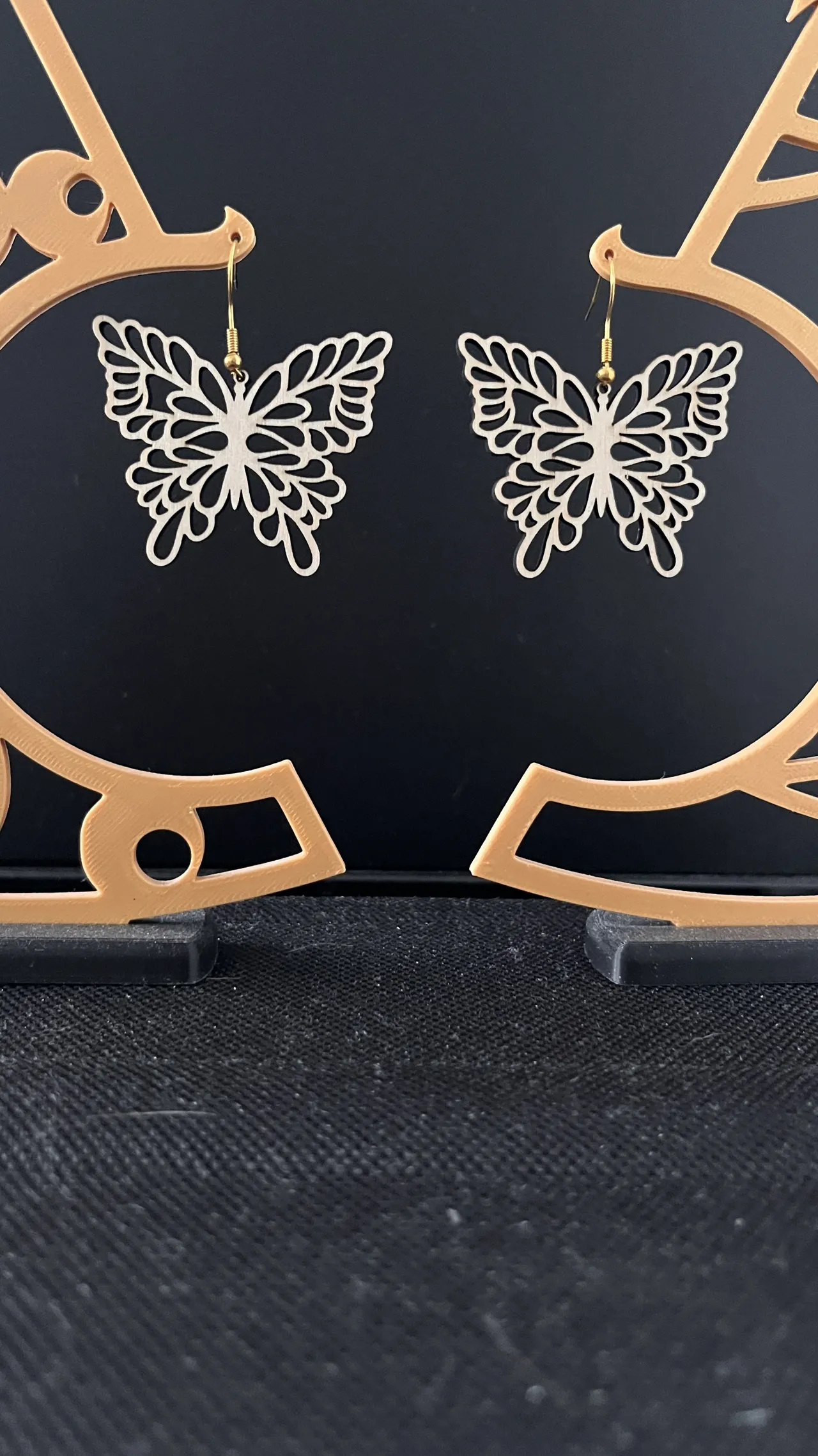 Earrings - Butterfly - 3 models view 3
