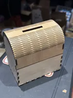 Money_box_chest_cut.lac