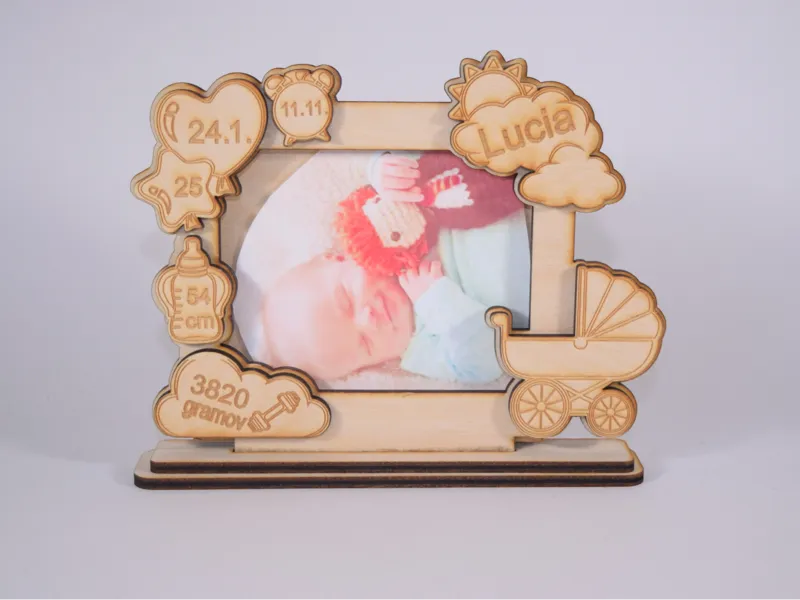 frame for the birth of a baby,
