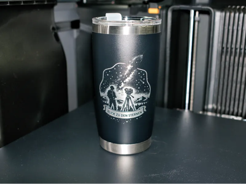 Astro Tumbler – Blick zu den Sternen