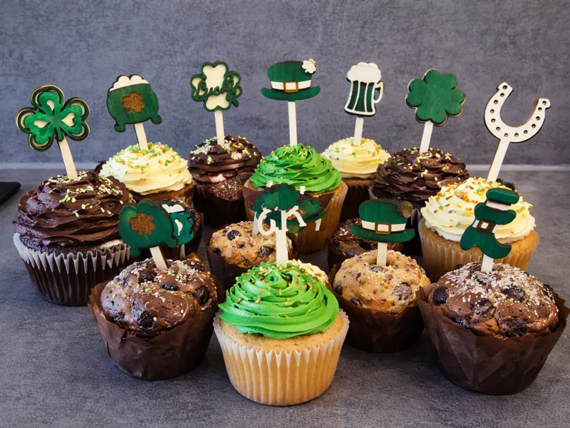 St. Patricks Day Toppers 10pcs