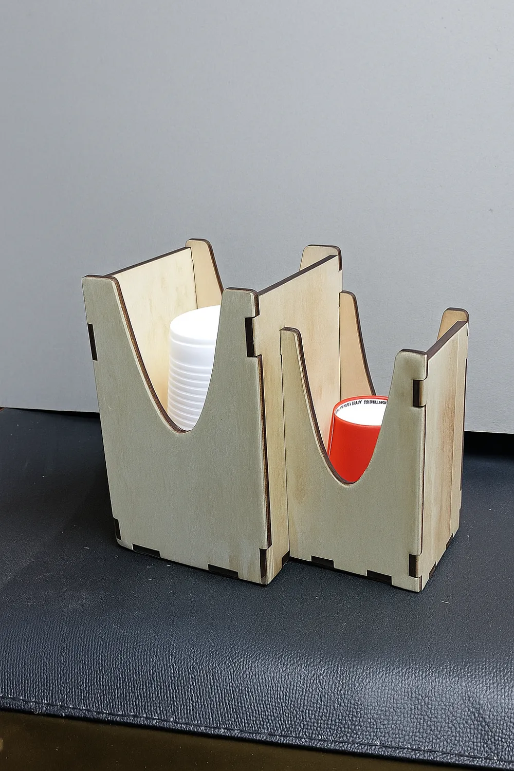 Cup Organizer – Interlocking Design - Free 3D Print Model - MakerWorld