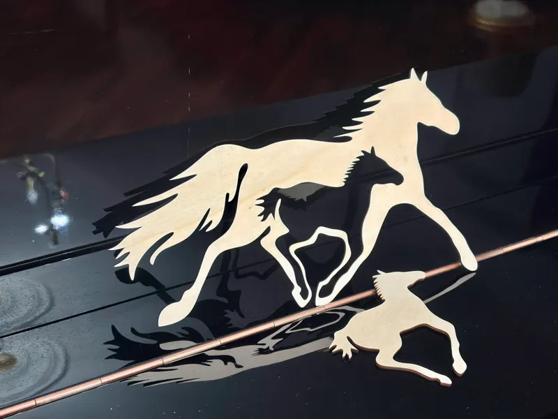 Cavallo taglio laser