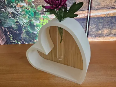 Background for Heart Vase