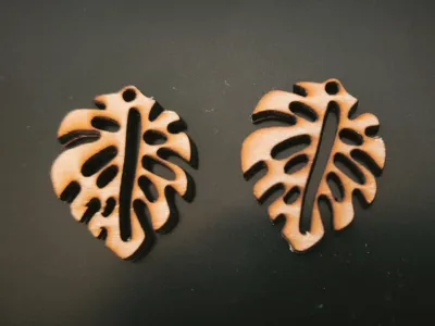 leaf-style earring