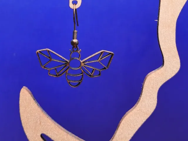 Bee earring