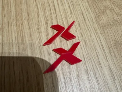 500 X Emblem