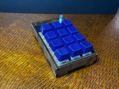 Macropad Adafruit Lasercut Case 