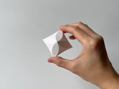 Curved folding octahedron