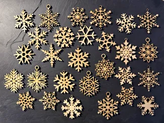 28x Schneeflocken zum aufhängen