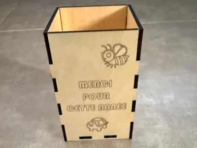 Teacher pencil holder