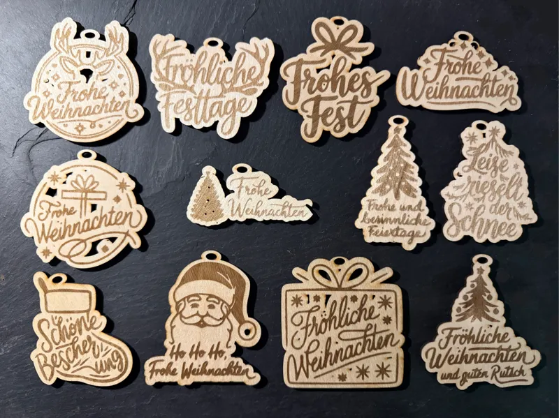 Weihnachts-Anhänger (Geschenk  + Baum)