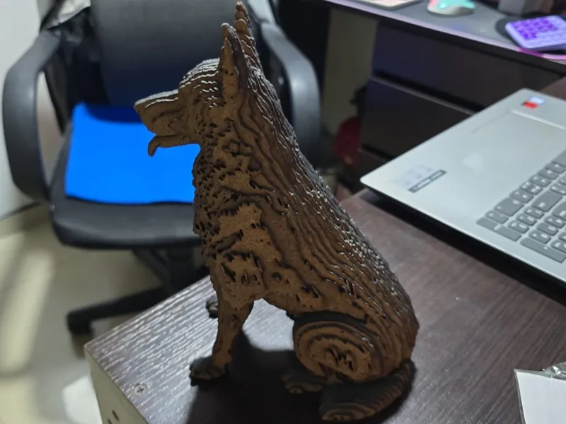 pastor aleman por capas en madera de 22 cm de alto