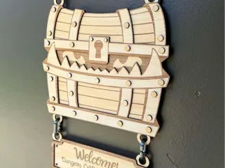 Mimic Chest Welcome Door Sign