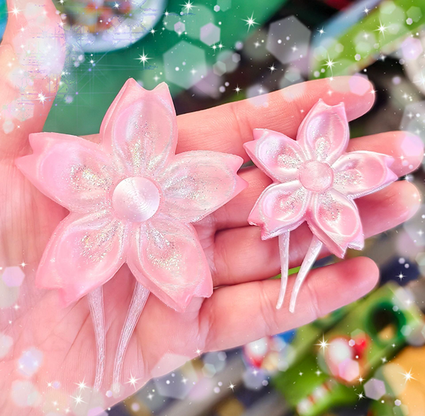桜吹雪ヘアゴム【展示】 cdd9e3842bff930f.png