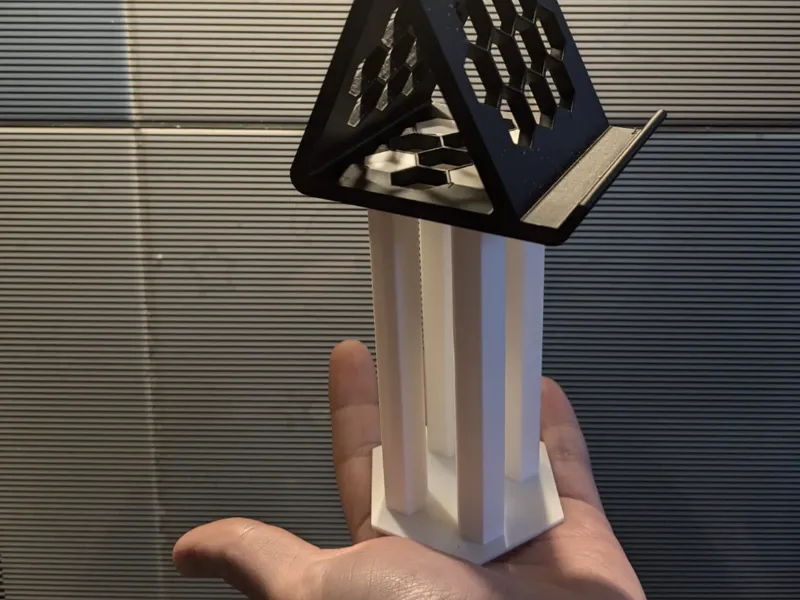 Phone support increased height attachment
