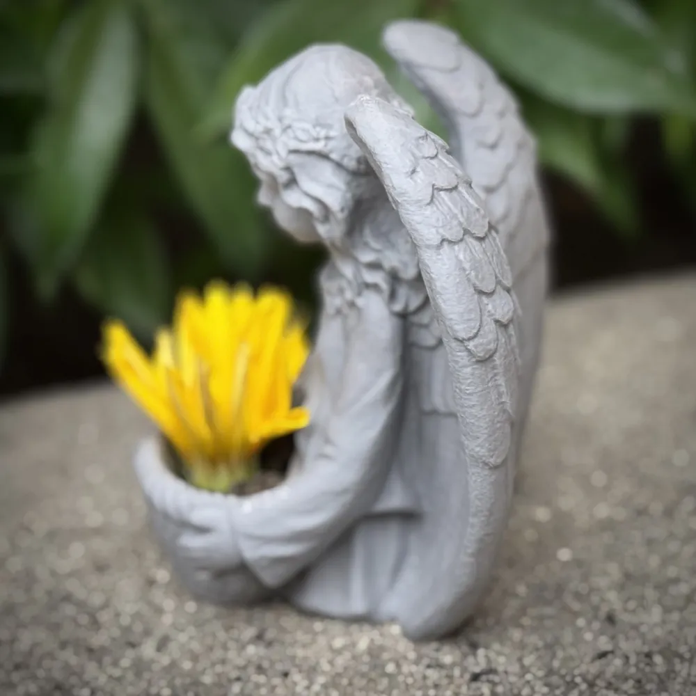 Angel Holding A Basket by Demamba Prints - MakerWorld