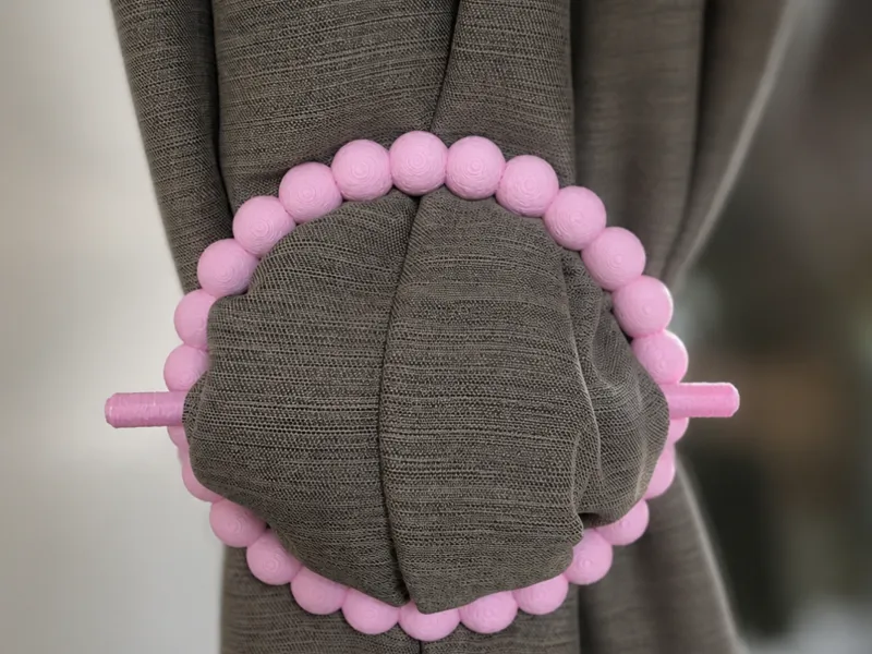 Curtain tie back