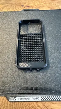 magsafe compatible - full assembly - case + camera guard + pixels