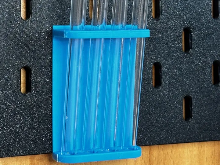 Skadis Straw Dock - Halter für mehrweg Strohhalme